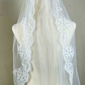 Wedding veil white ivory lace new without tags. Beautiful and delicate lace veil